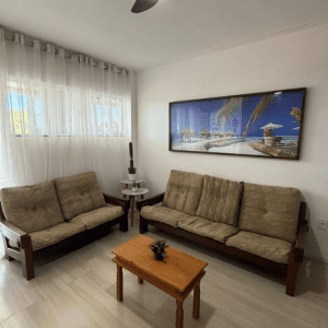Casa para Temporada em Cabo Frio RJ | Casa Brisa do Peró 01 a Poucos Metros da Praia